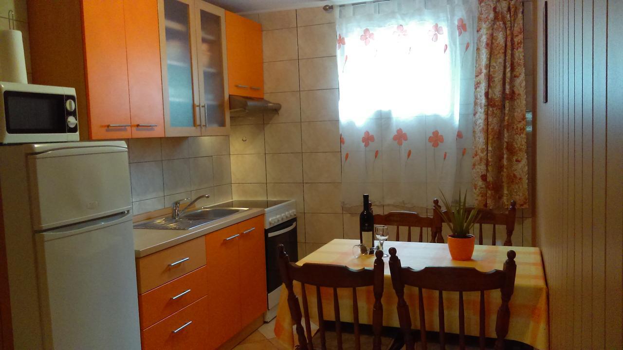 Jovich Apartments 1 Mošćenička Draga Екстериор снимка